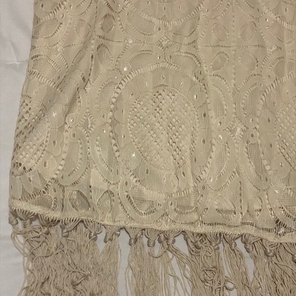 Tassel Tank Top - Picture 2 of 3